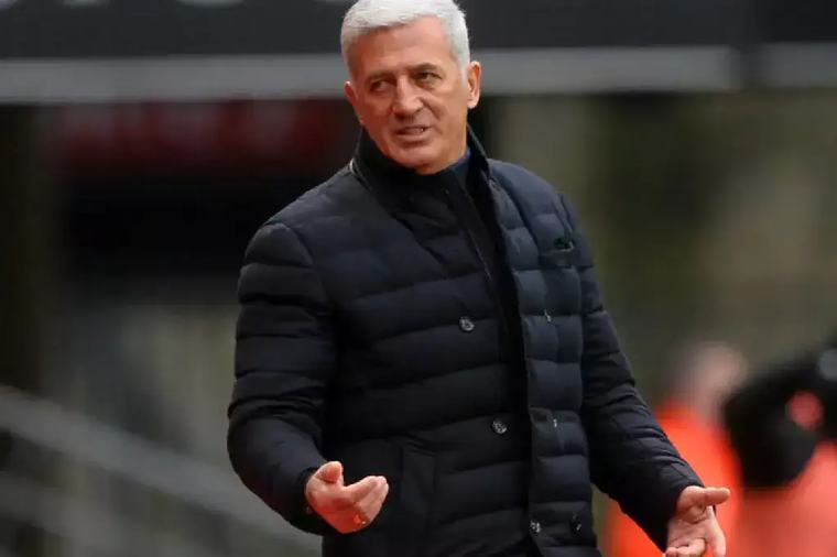 Brahim Hemdani nommé sélectionneur de l’Algérie en remplacement de Vladimir Petkovic
