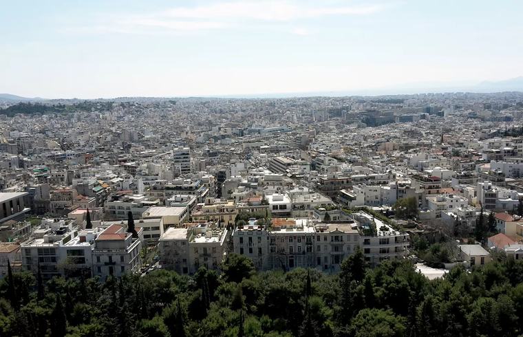 Grèce : Kyriakos Mitsotakis annonce 2,2 milliards d’euros d’aides et d’allégements fiscaux pour 2027